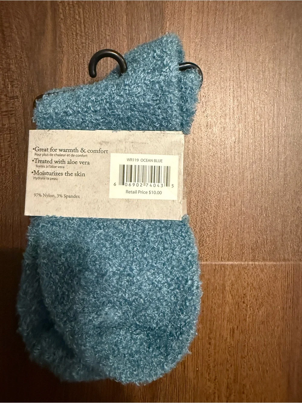 Woolrich women’s Plush Nylon Feather Home Socks - Light Blue